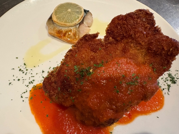 カツレツパプリカソース