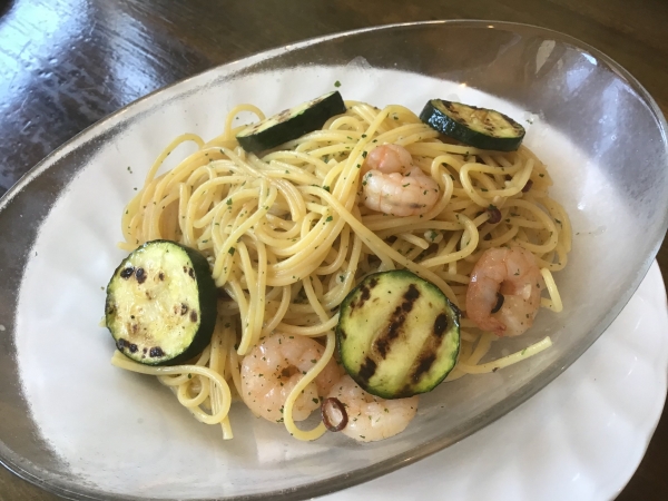 小海老とアサリのアヒージョパスタ